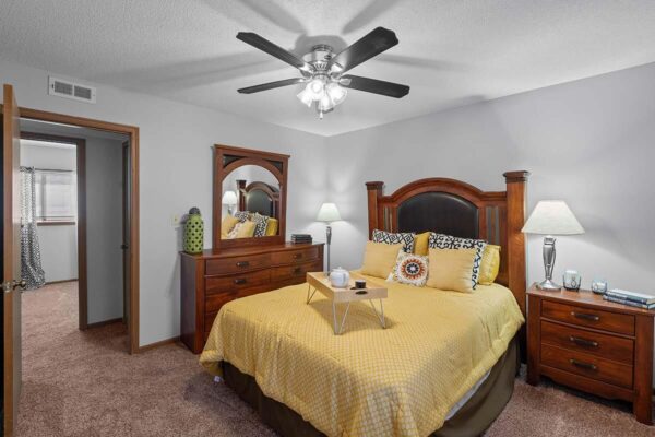 bv-lp-bedroom spacious bedroom with ceiling fan